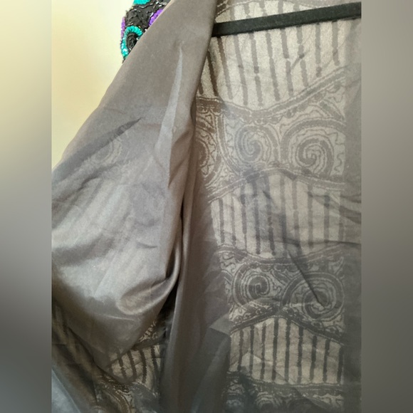 Vintage unique silk and sequins  beaded jacket - Picture 6 of 8